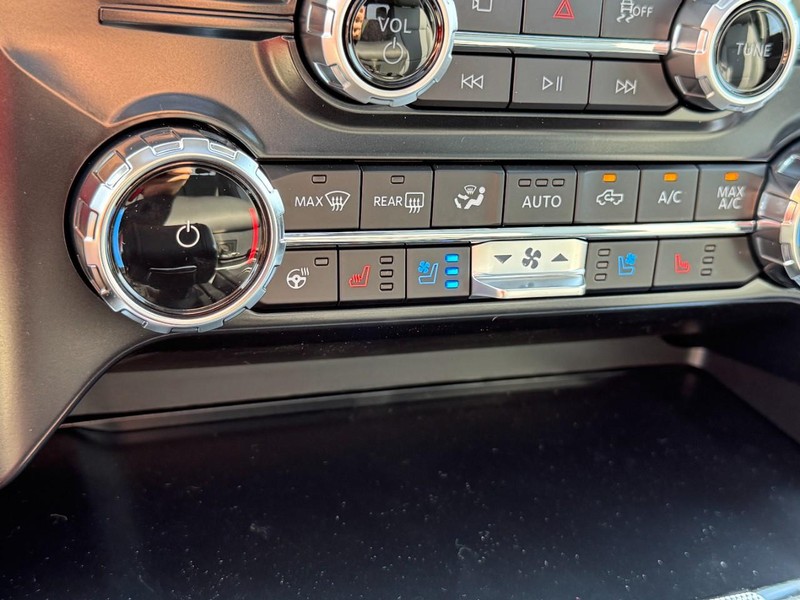 Ford F-150 Vehicle Image 12