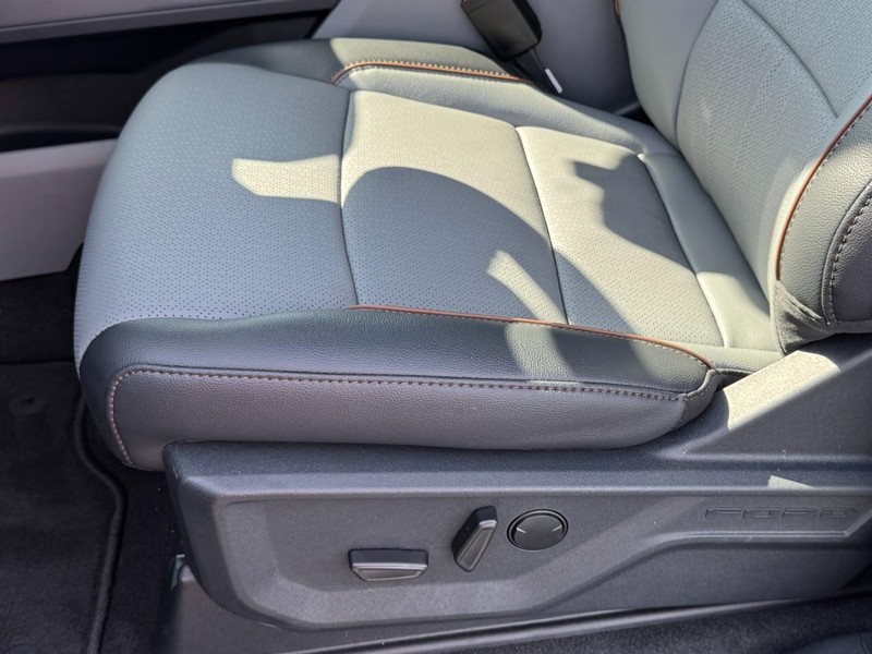 Ford F-150 Vehicle Image 15
