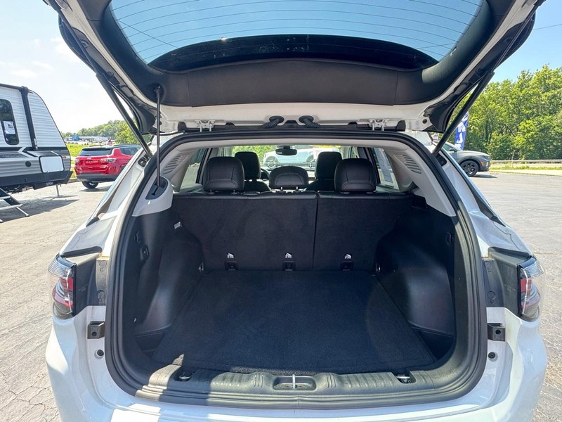 Jeep Compass Vehicle Image 19