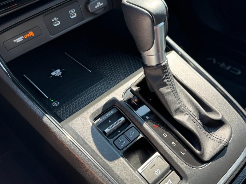 Honda CR-V Vehicle Image 21