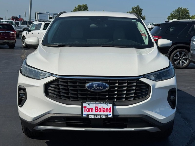 Ford Escape Vehicle Image 09