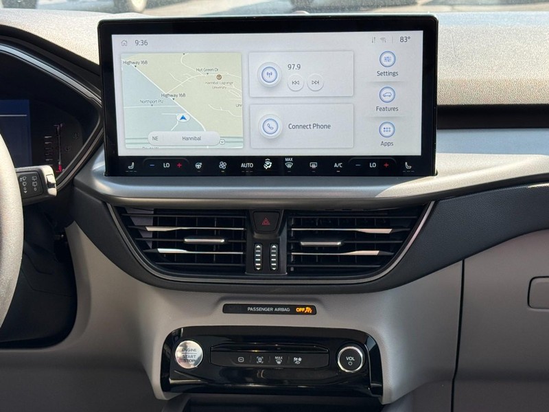 Ford Escape Vehicle Image 13