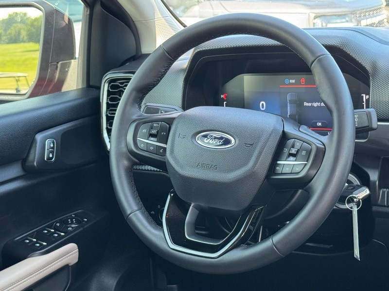 Ford Ranger Vehicle Image 12