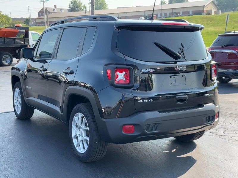 Jeep Renegade Vehicle Image 06