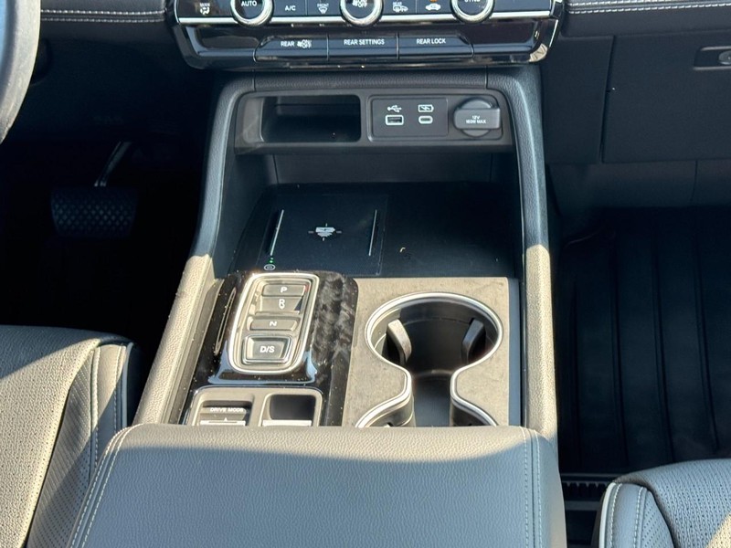 Honda Pilot Vehicle Image 15