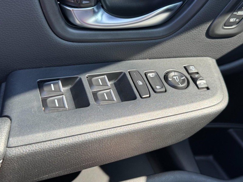Honda Pilot Vehicle Image 25