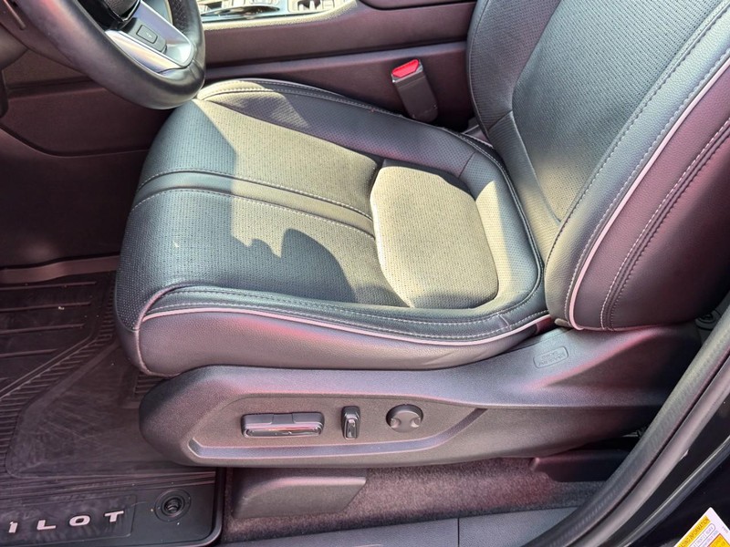 Honda Pilot Vehicle Image 26