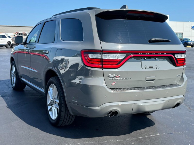 Dodge Durango Vehicle Full-screen Gallery Image 06