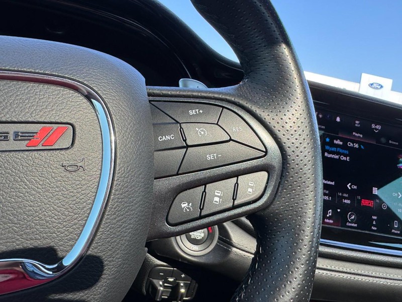 Dodge Durango Vehicle Full-screen Gallery Image 19