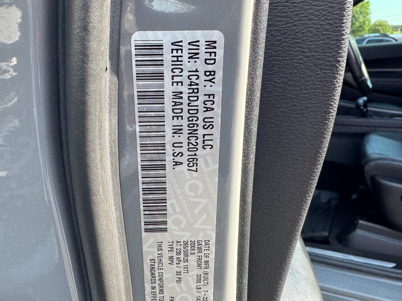 Dodge Durango Vehicle Full-screen Gallery Image 27