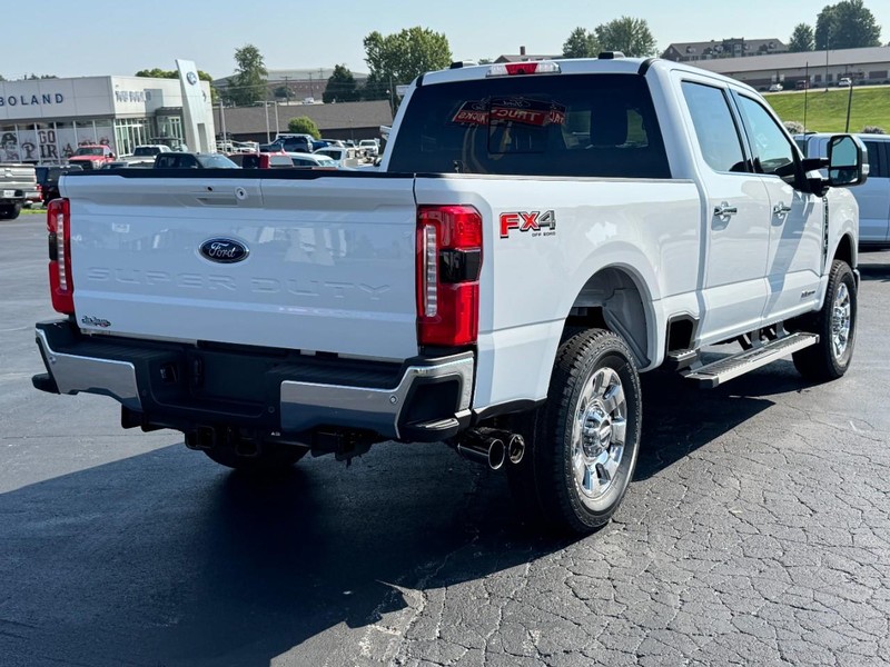 Ford Super Duty F-250 SRW Vehicle Image 03