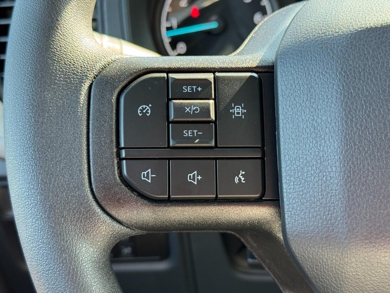 Ford F-150 Vehicle Image 10