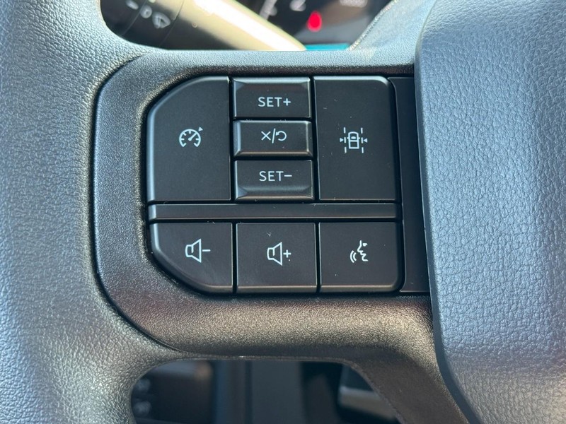 Ford F-150 Vehicle Image 10