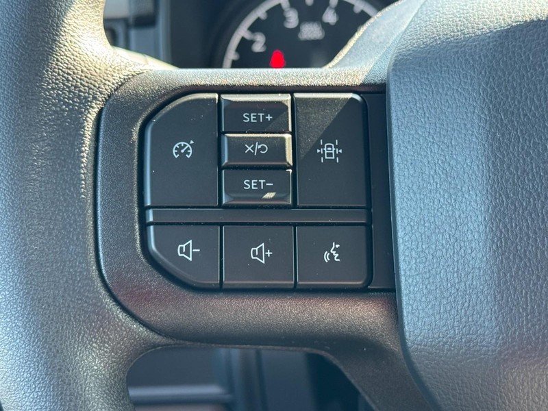 Ford F-150 Vehicle Image 10