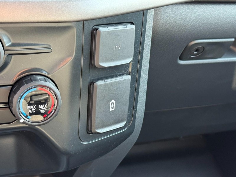 Ford F-150 Vehicle Image 13