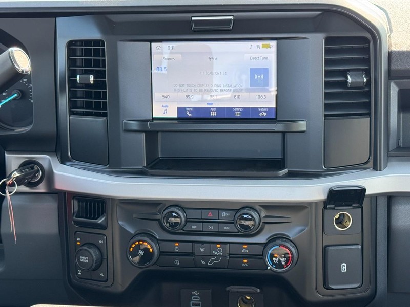 Ford Super Duty F-250 SRW Vehicle Image 08