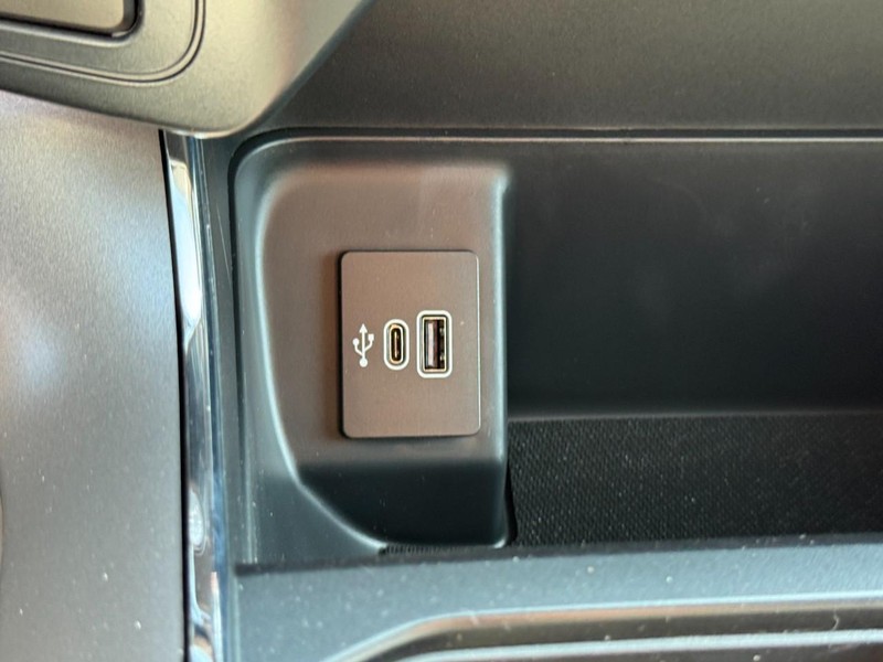 Ford F-150 Vehicle Image 12