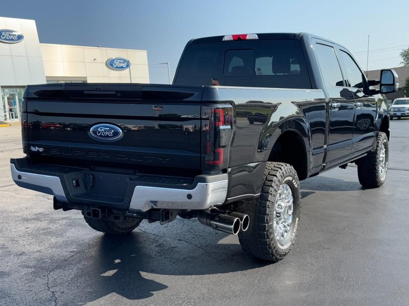 Ford Super Duty F-250 SRW Vehicle Image 03