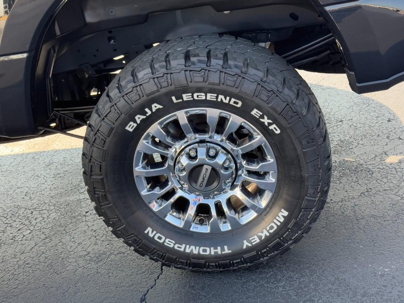 Ford Super Duty F-250 SRW Vehicle Image 07