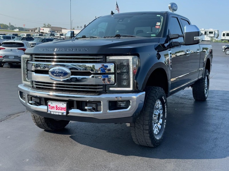 Ford Super Duty F-250 SRW Vehicle Image 08