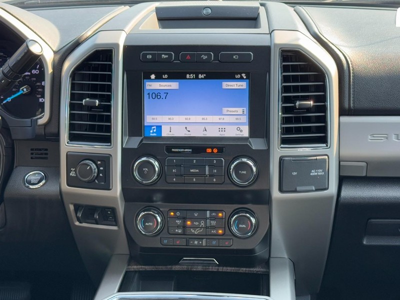 Ford Super Duty F-250 SRW Vehicle Image 13
