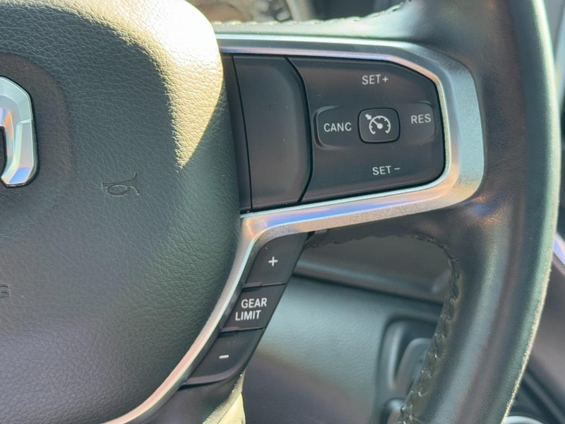 Ram 1500 Vehicle Image 18