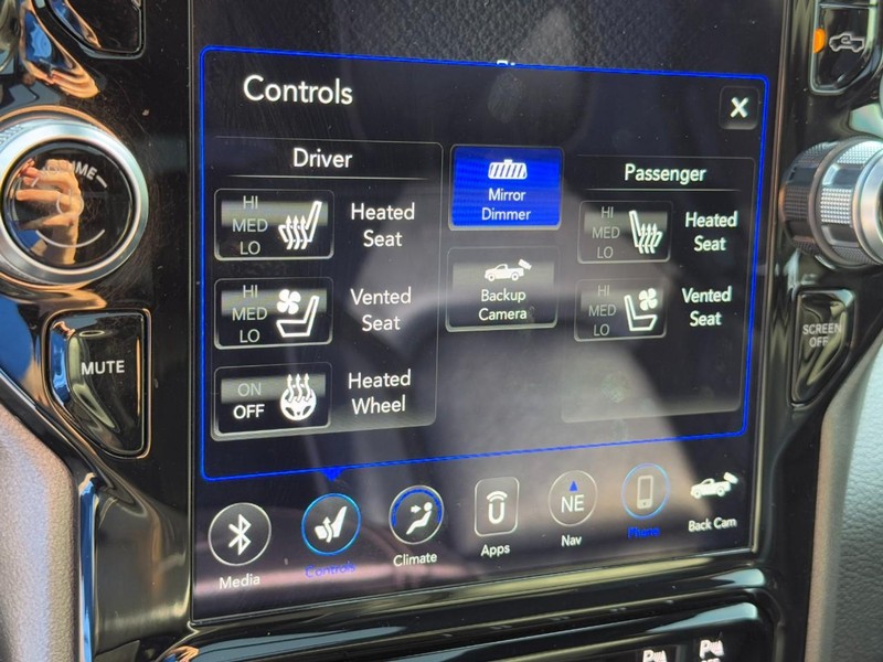 Ram 1500 Vehicle Image 22