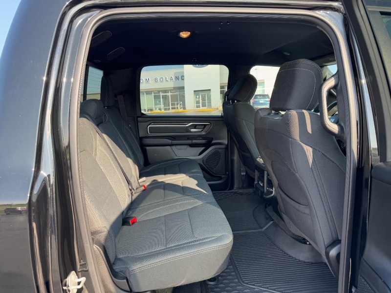 Ram 1500 Vehicle Image 10