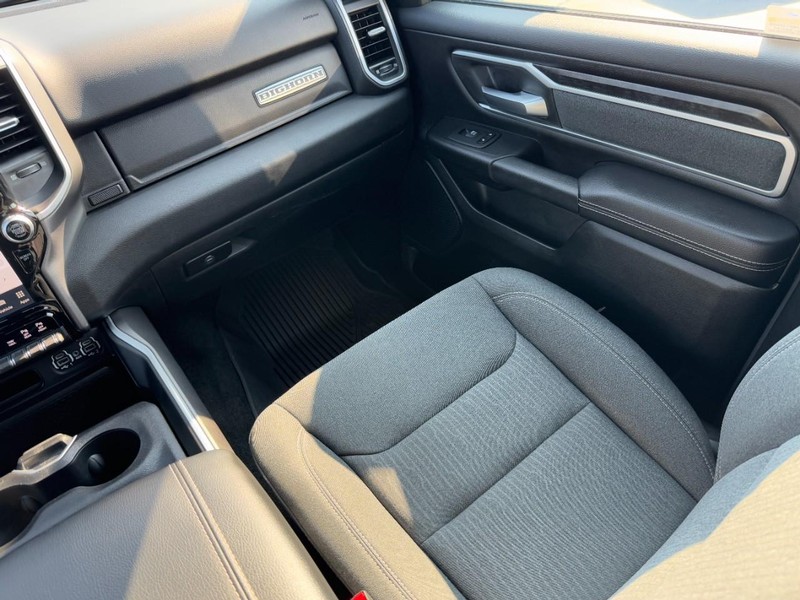Ram 1500 Vehicle Image 15