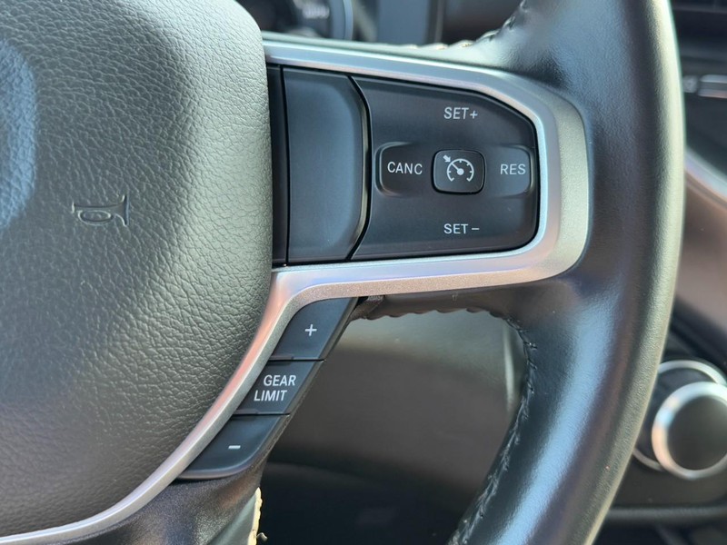 Ram 1500 Vehicle Image 17