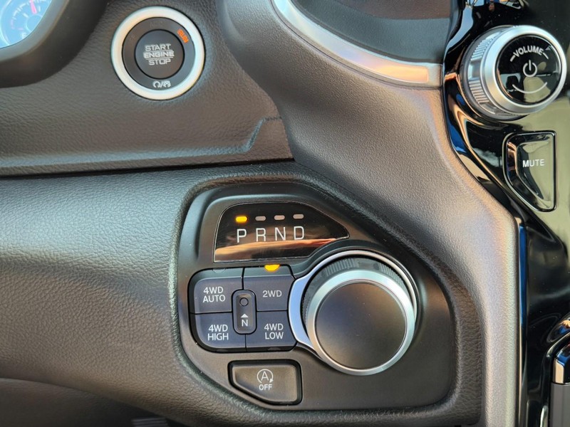 Ram 1500 Vehicle Image 19