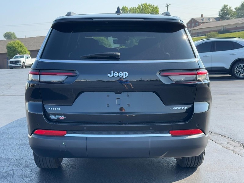 Jeep Grand Cherokee L Vehicle Image 04