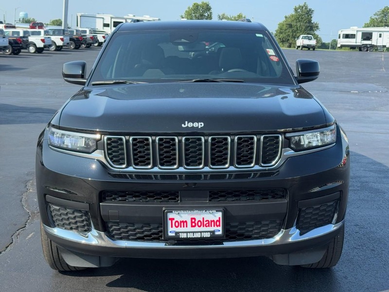 Jeep Grand Cherokee L Vehicle Image 09