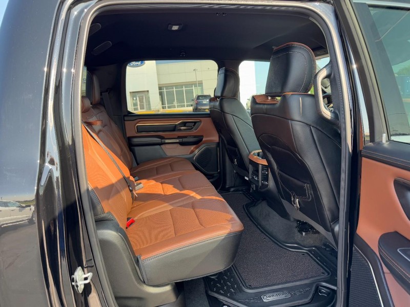 Ram 1500 Vehicle Image 10