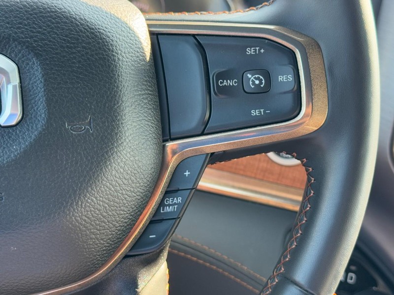 Ram 1500 Vehicle Image 18