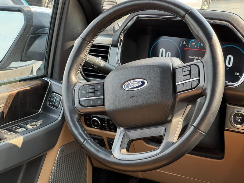 Ford F-150 Vehicle Image 12