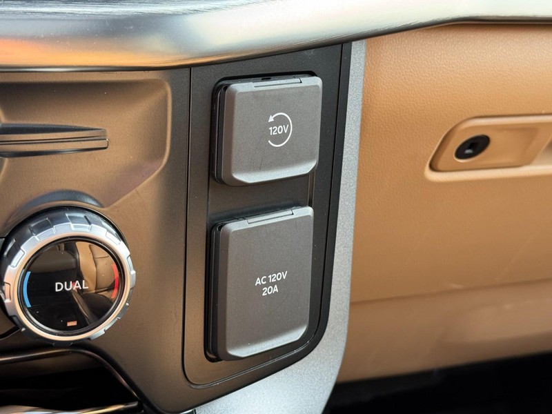 Ford F-150 Vehicle Image 21