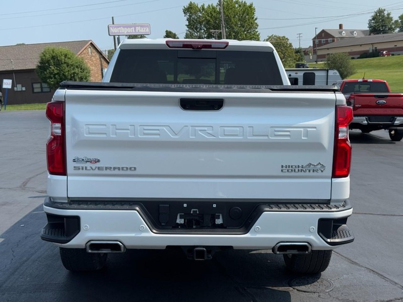 Chevrolet Silverado 1500 Vehicle Image 04