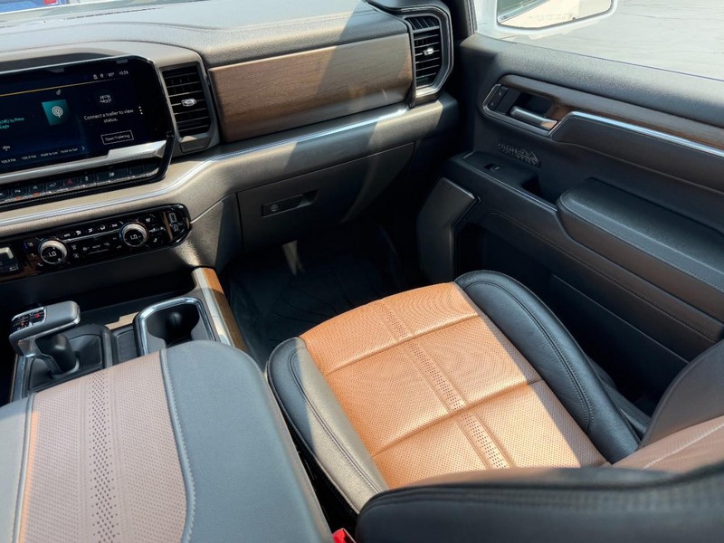 Chevrolet Silverado 1500 Vehicle Image 14