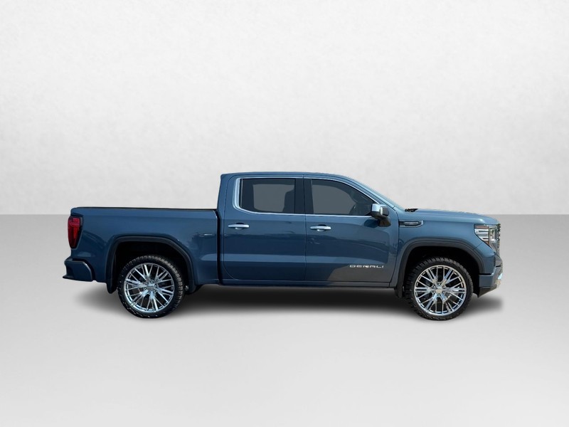 GMC Sierra 1500 Vehicle Image 02
