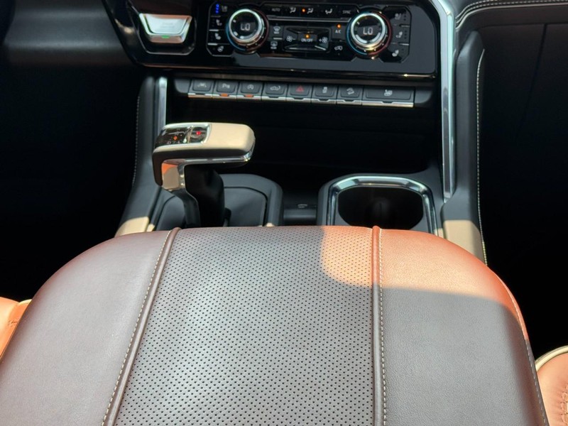 GMC Sierra 1500 Vehicle Image 13