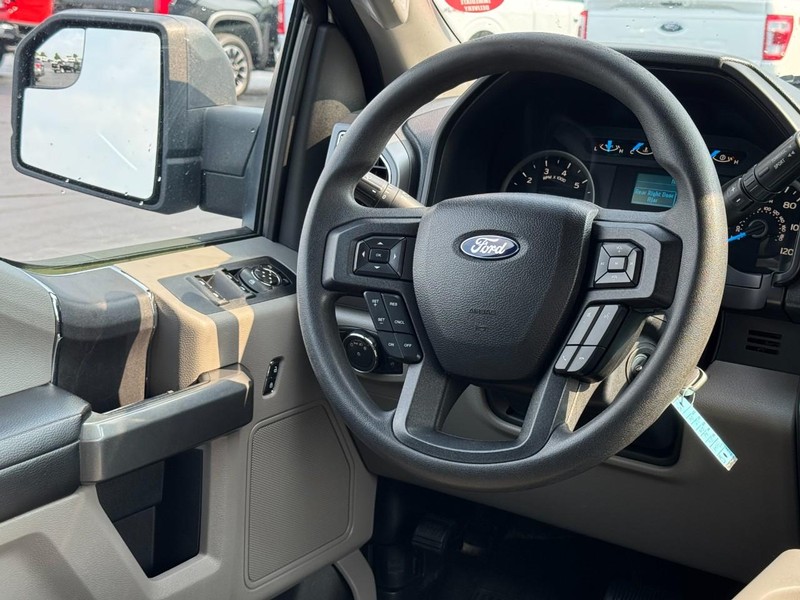 Ford F-150 Vehicle Image 12