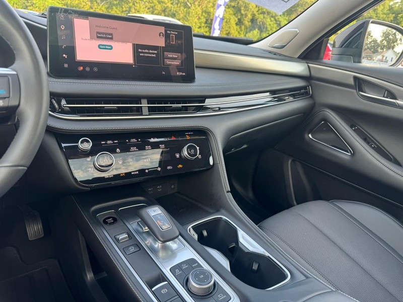 INFINITI QX60 Vehicle Image 17