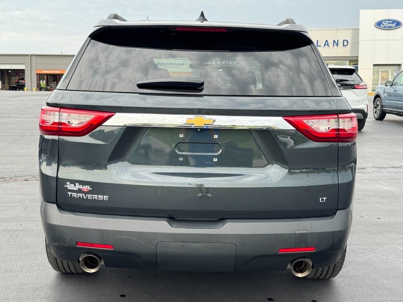Chevrolet Traverse Vehicle Image 04
