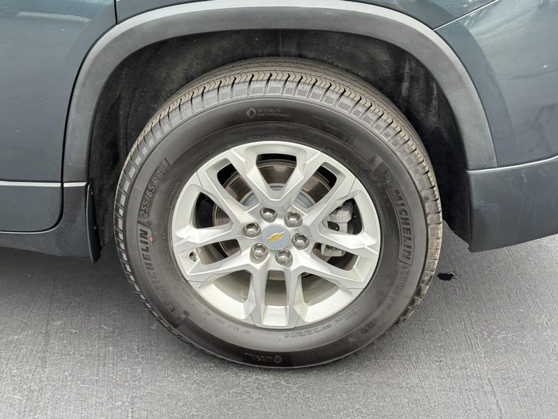 Chevrolet Traverse Vehicle Image 08