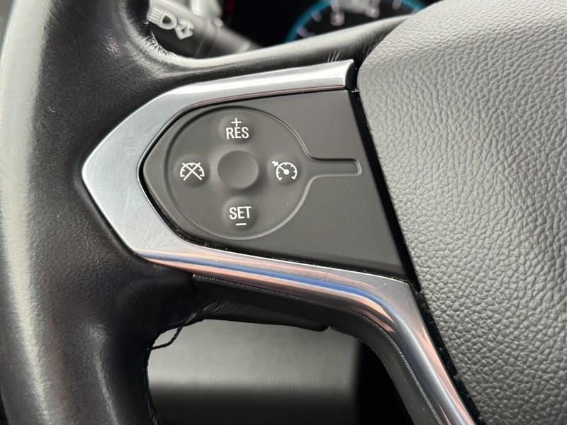 Chevrolet Traverse Vehicle Image 18