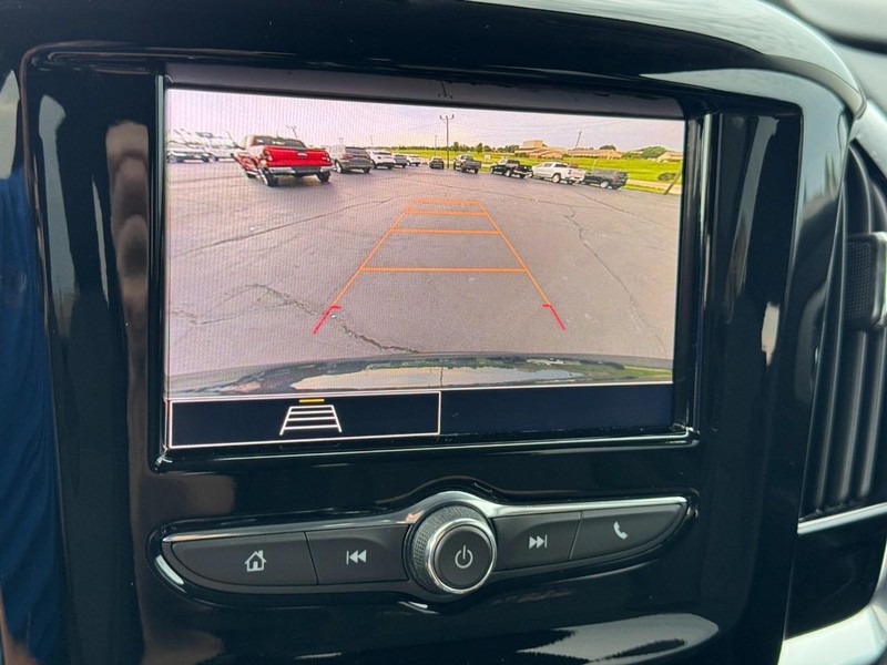 Chevrolet Traverse Vehicle Image 21
