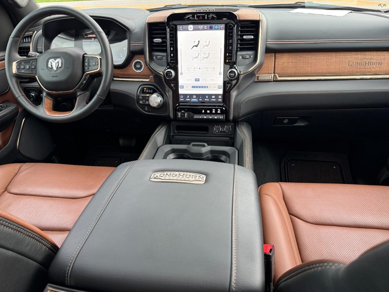 Ram 1500 Vehicle Image 11