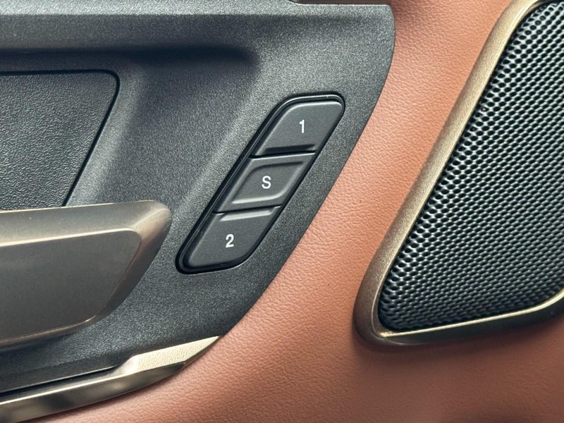 Ram 1500 Vehicle Image 16