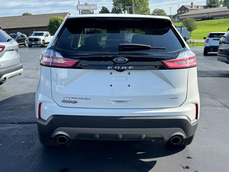 Ford Edge Vehicle Image 04